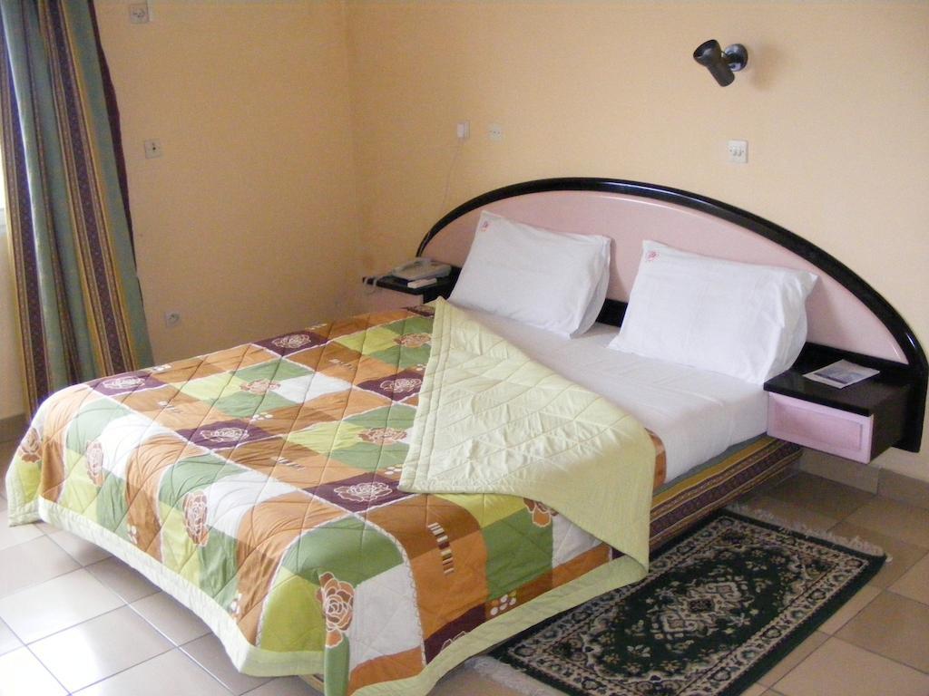 Hotel Beausejour Mirabel Bonaberi Bilik gambar