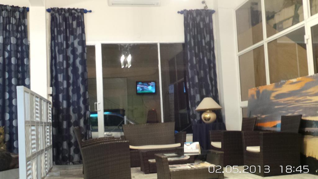 Hotel Beausejour Mirabel Bonaberi Luaran gambar